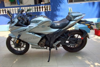 Matt Silver Suzuki Gixxer SF 250