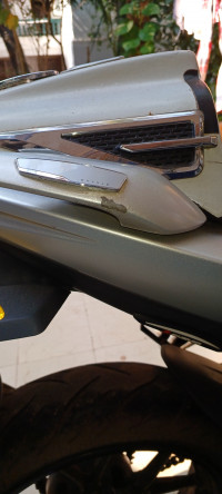 Matt Silver Suzuki Gixxer SF 250