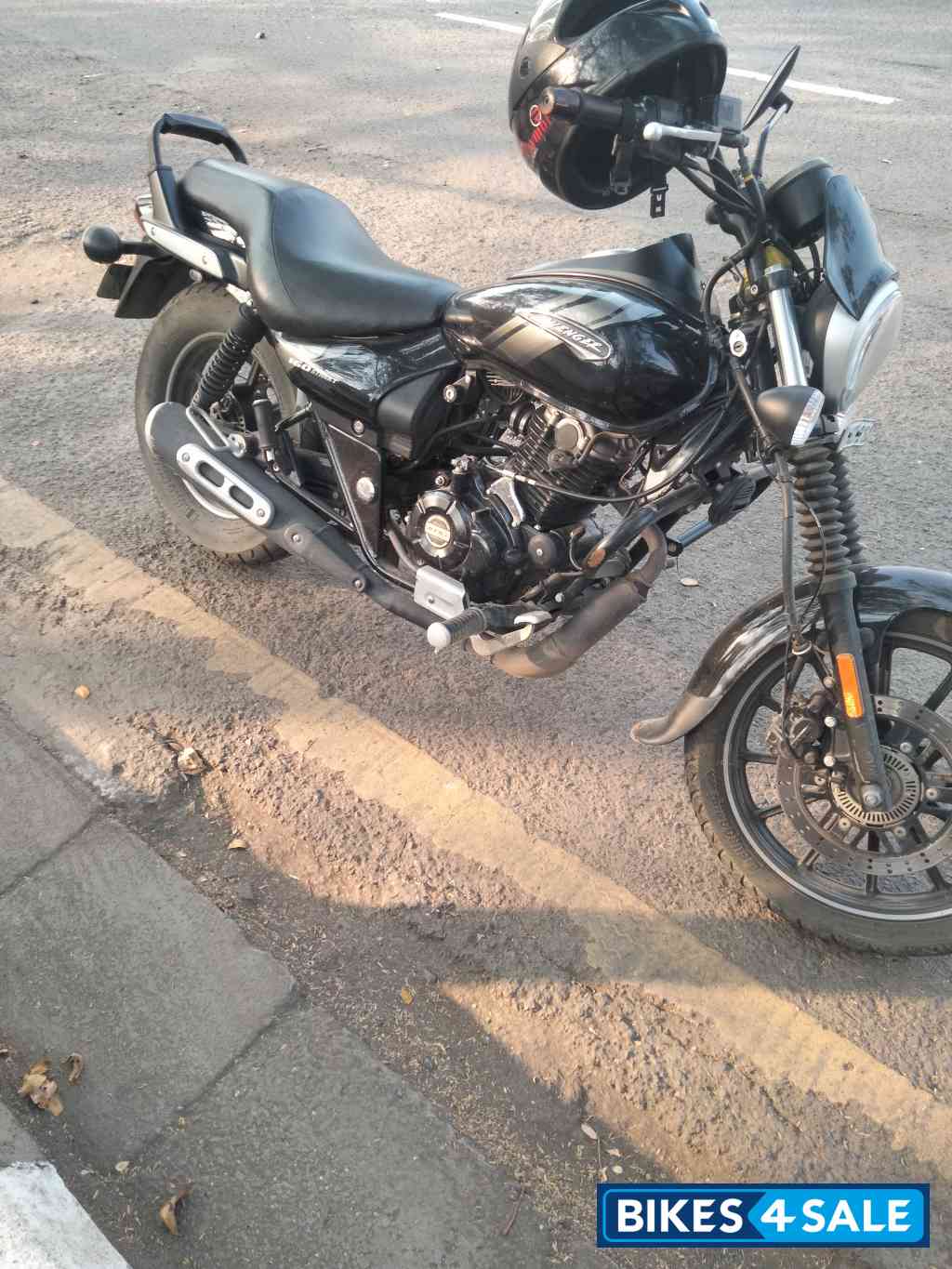 Bajaj Avenger Street 160