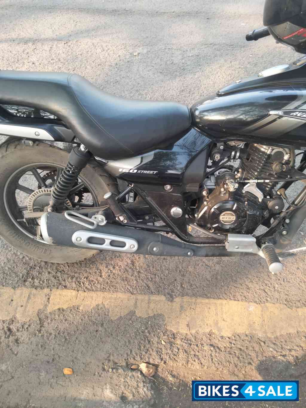 Bajaj Avenger Street 160