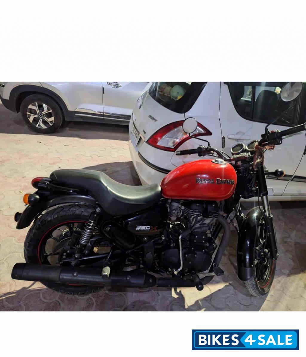 Roving Red And Black Royal Enfield Thunderbird X 350