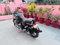 Lightening Royal Enfield Thunderbird TwinSpark 350