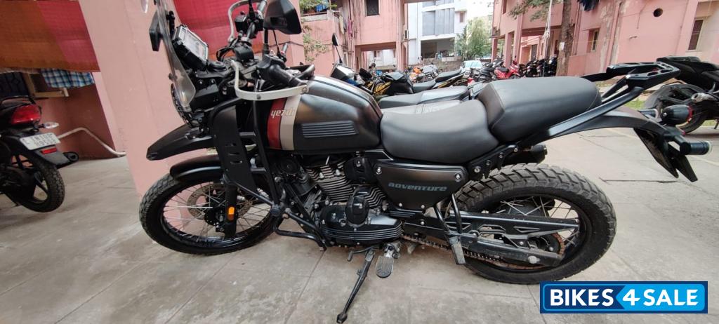 Yezdi Adventure Matte