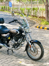 Bajaj Avenger Cruise 220 BS6