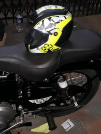 Black Royal Enfield Bullet Standard 350