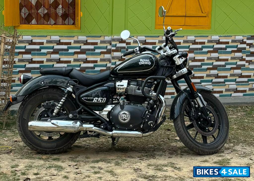 Royal Enfield Super Meteor 650 Royal Enfield Super Meteor 650