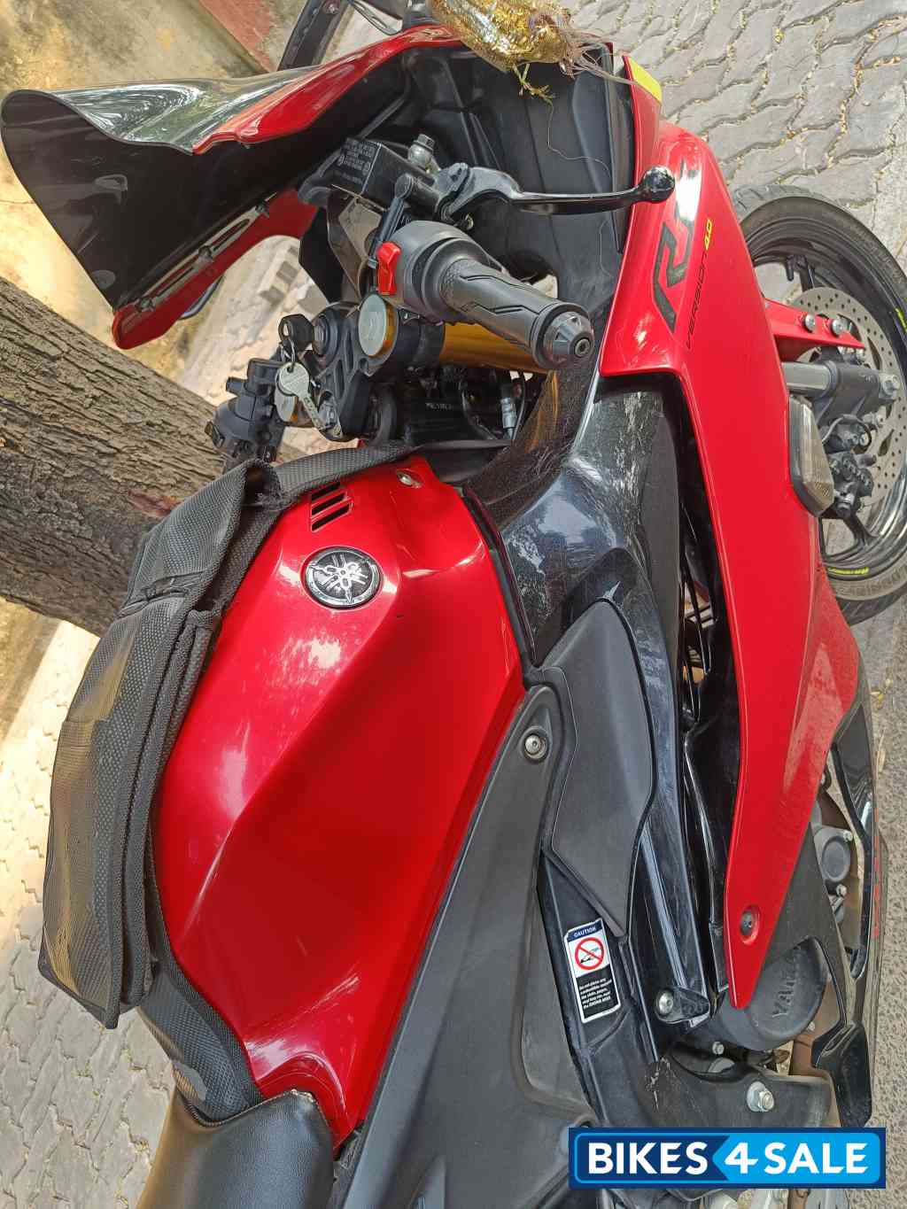 Yamaha R15 V4