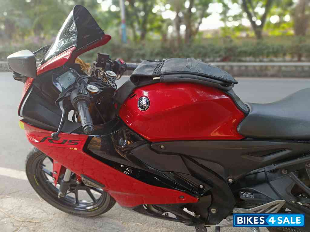 Yamaha R15 V4