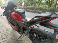 Yamaha R15 V4