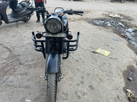 Royal Enfield Classic Stealth Black