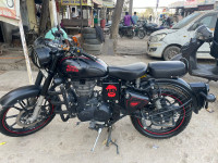 Royal Enfield Classic Stealth Black
