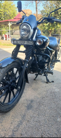 Bajaj Avenger Street 160