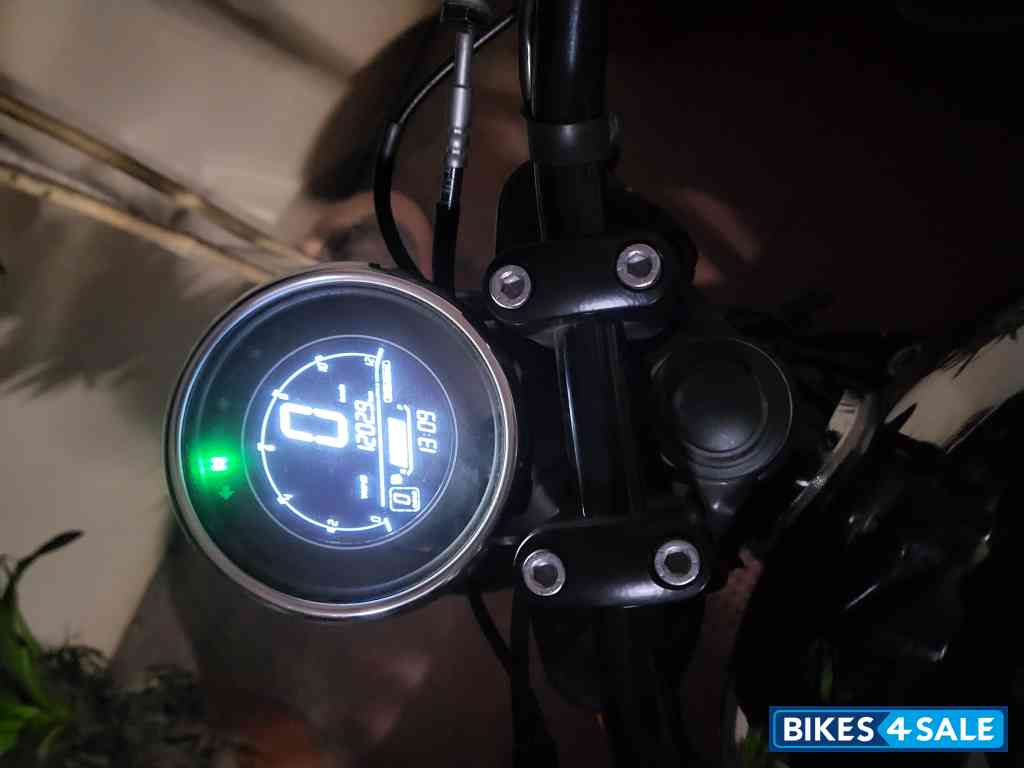 Black And Chrome Dual Jawa 42 Bobber Black Mirror