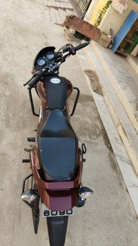 Red Honda Shine 125 Disc