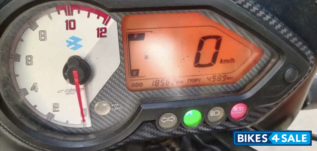 Royal Blue Bajaj Pulsar 150