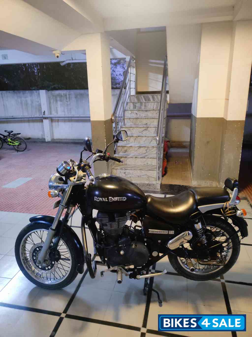 Royal Enfield Thunderbird 350