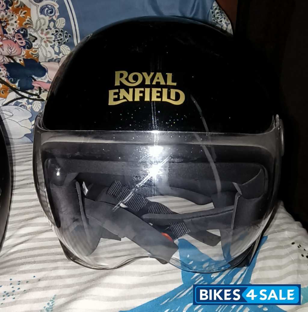 Blue Royal Enfield Meteor 350