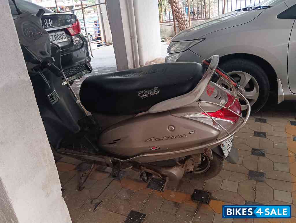 Grey Honda Activa 4G