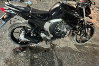 Black Yamaha FZ FI V2
