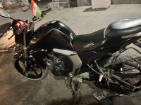 Black Yamaha FZ FI V2