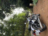 Royal Enfield Classic 500