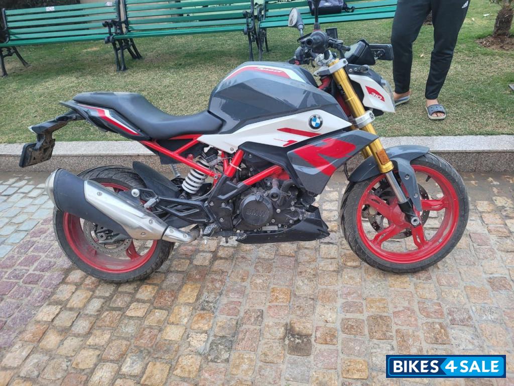 BMW G 310 R