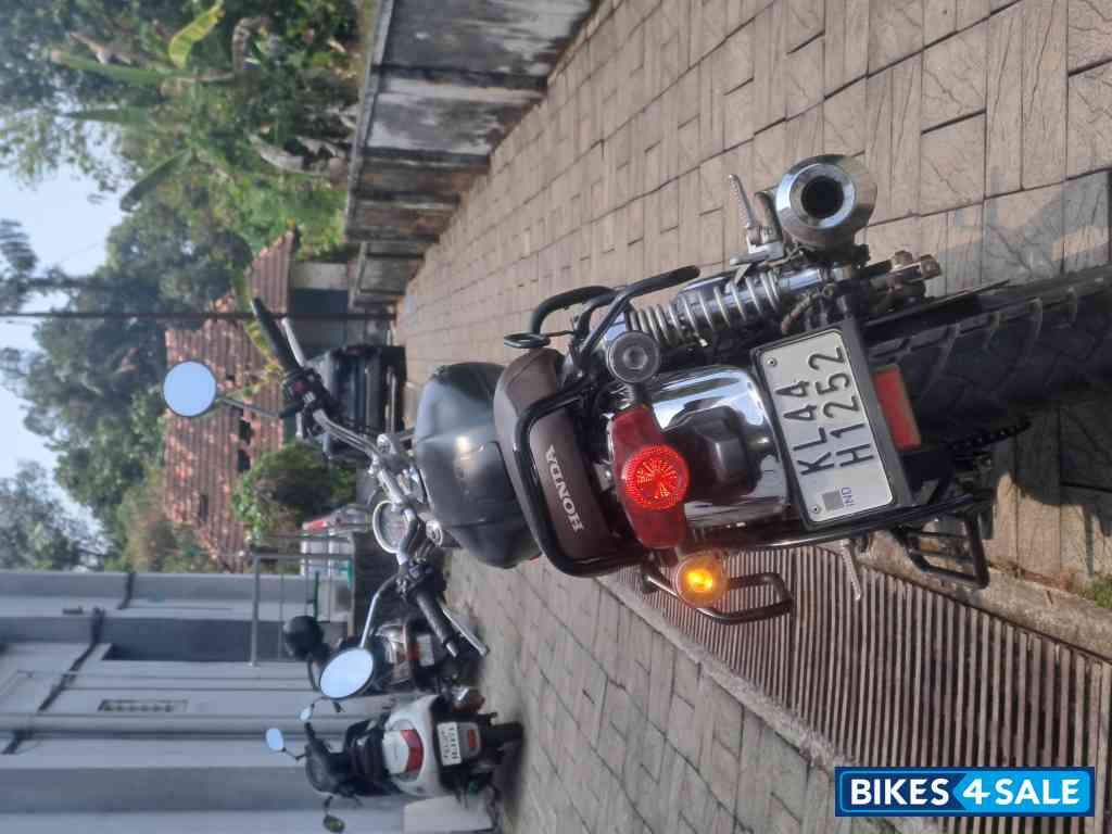 Honda Hness CB350 DLX Pro