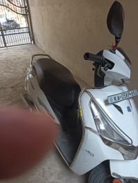 White Hero Destini 125 BS6