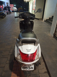 White Honda Activa 3G