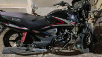Black And Red Honda Shine 125 Disc
