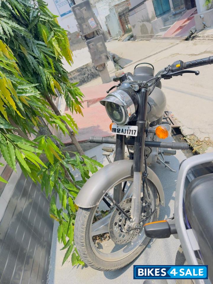 Royal Enfield Classic 350