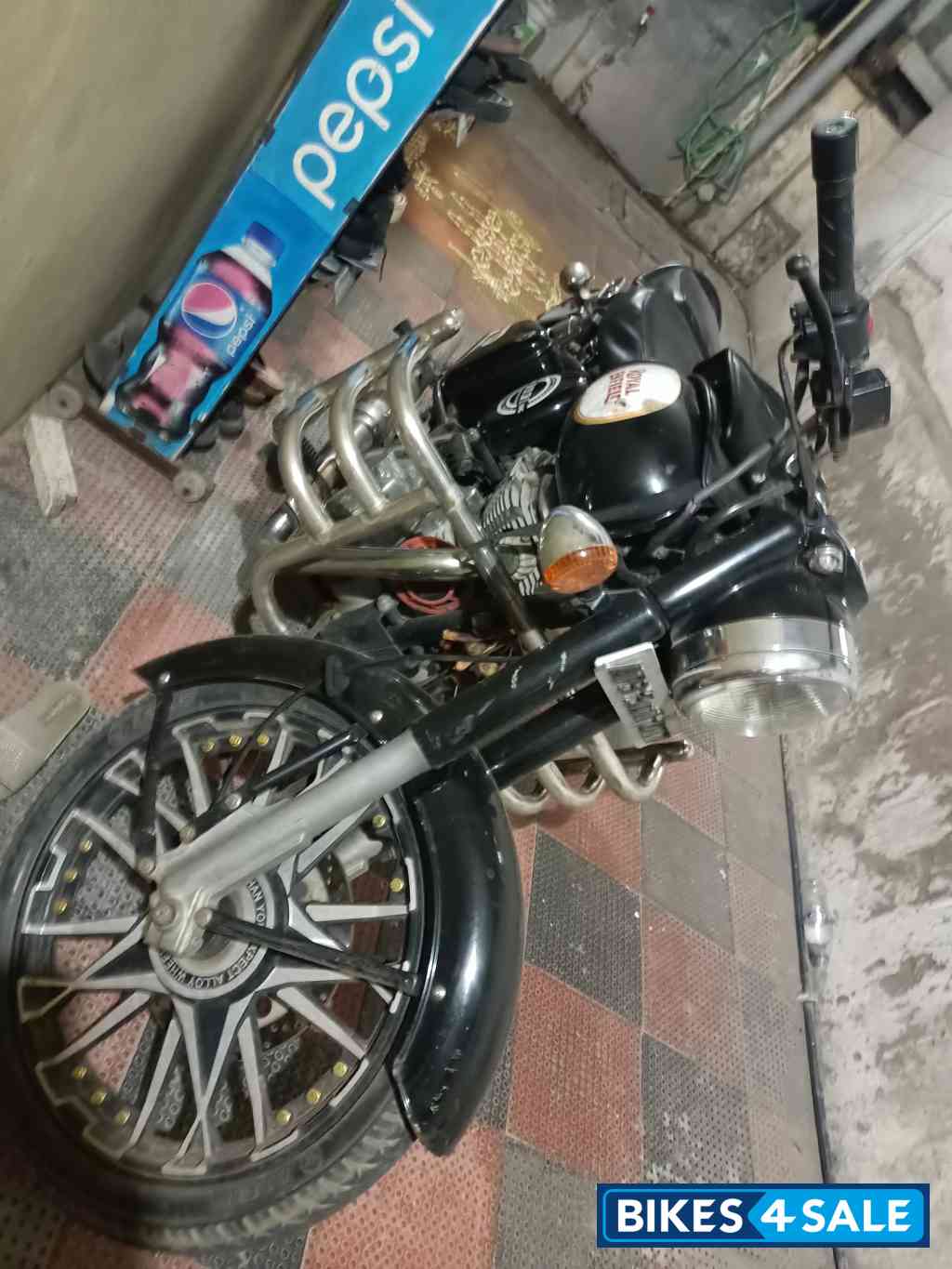 Black Royal Enfield Classic 350