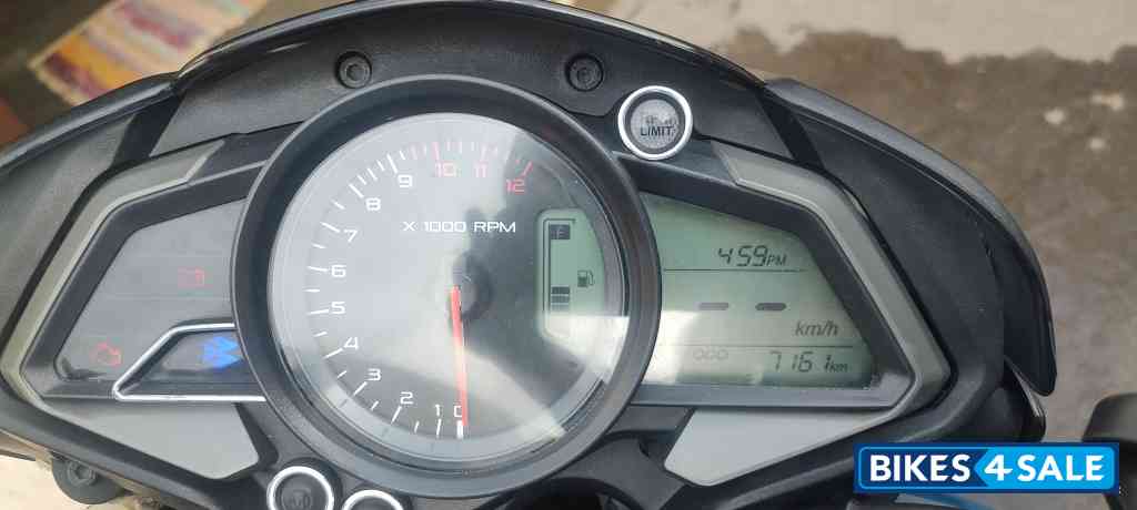 Blue Bajaj Pulsar NS 125