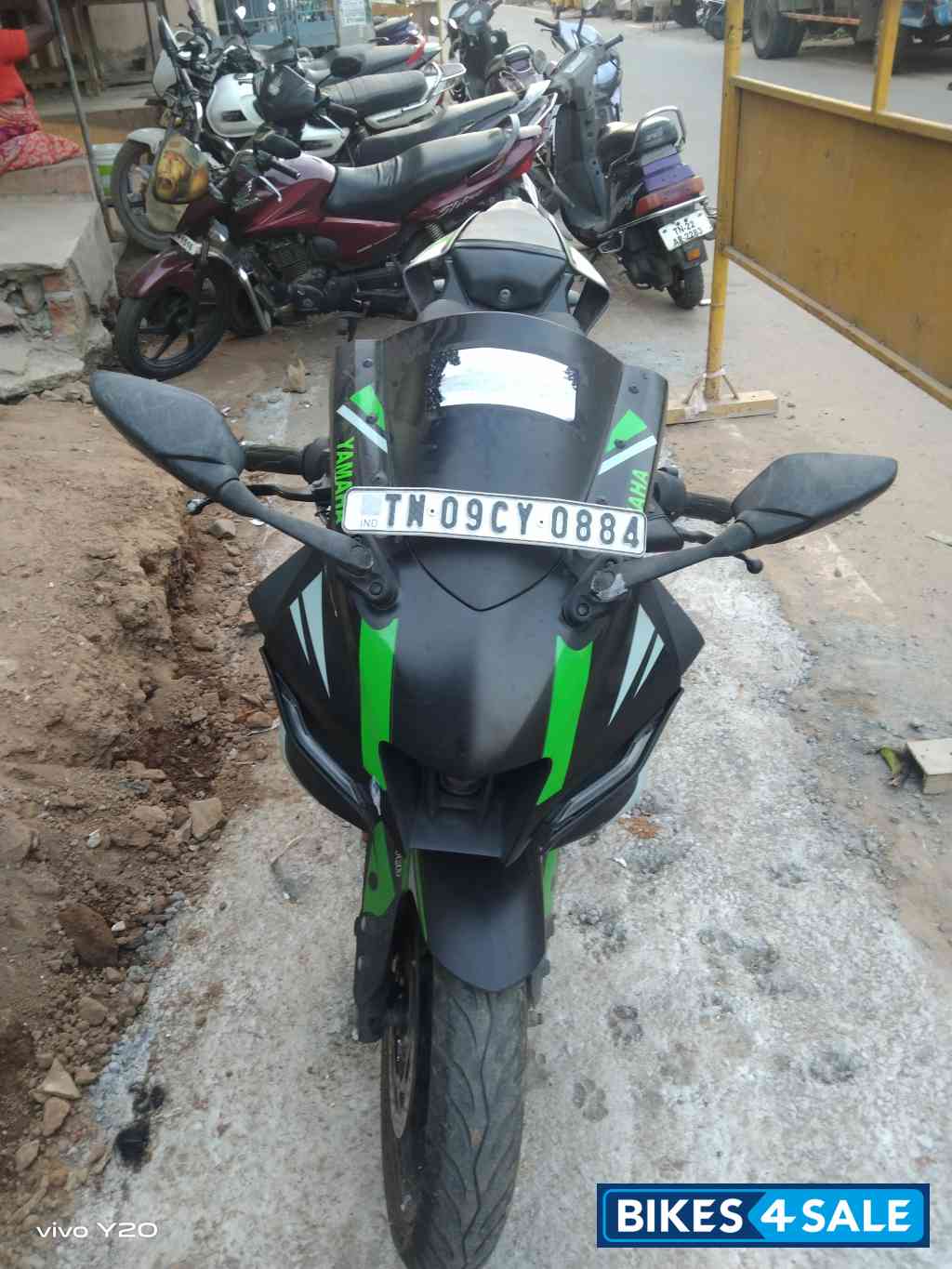 Yamaha R15 V4