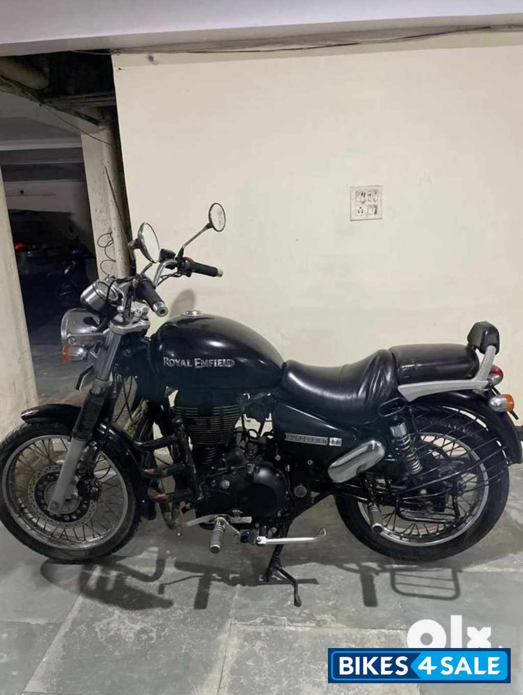Matte Black Royal Enfield Thunderbird 350