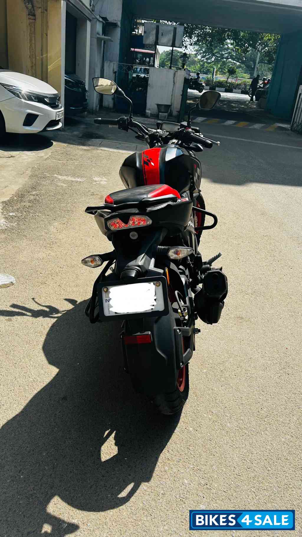 Matte Black TVS Apache RTR 160 4V Special Edition