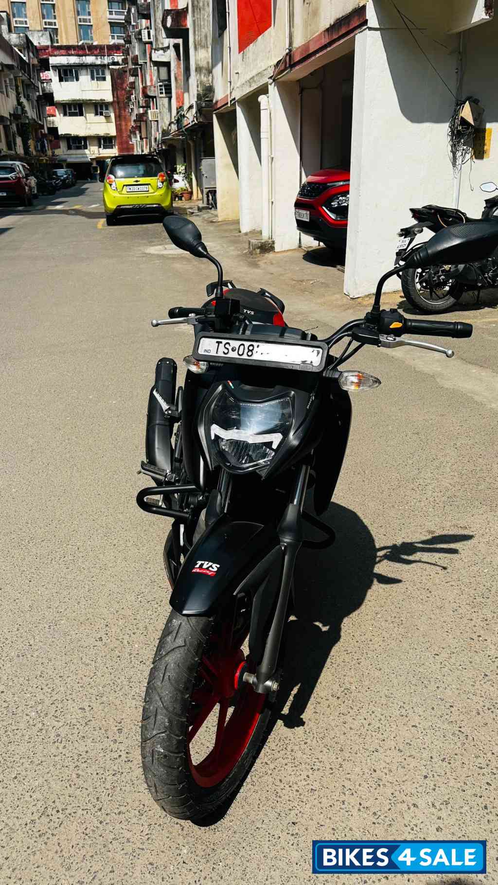 Matte Black TVS Apache RTR 160 4V Special Edition