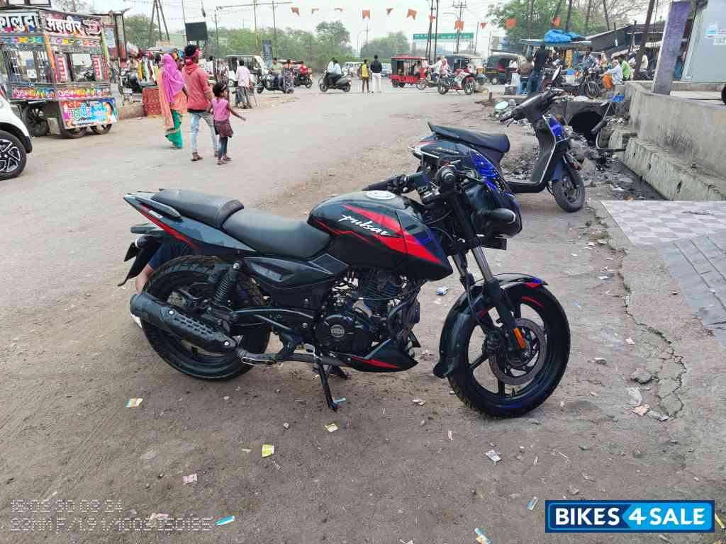 Bajaj Pulsar 150 Twin Disc BS6