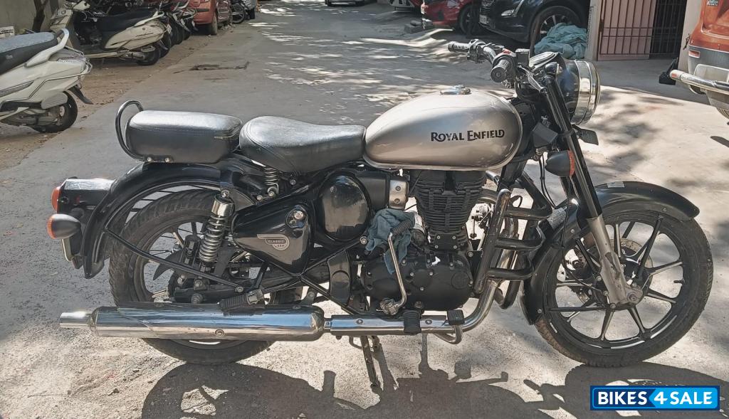 Royal Enfield Classic 350