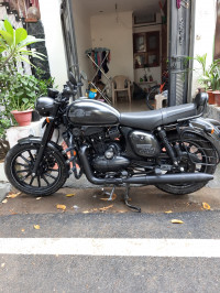 Jawa 42 Dual Channel ABS AllStar Black 2021 Model