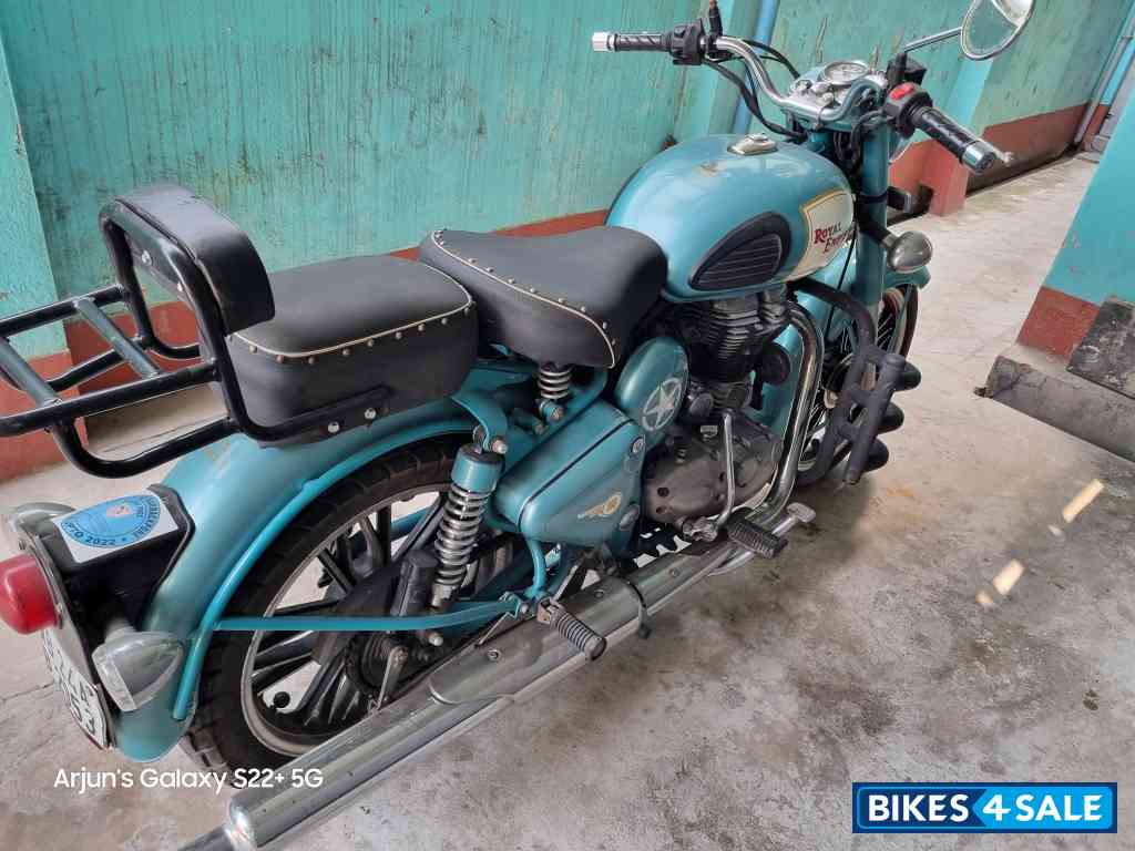 Sea Green Royal Enfield Classic 500