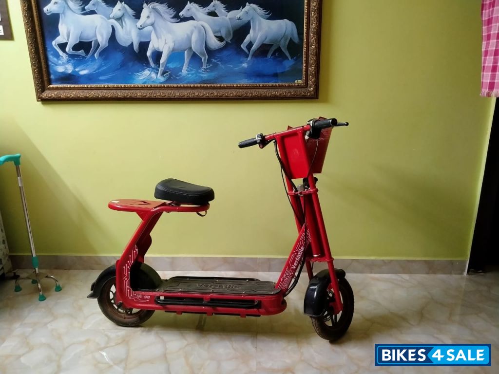 Red Versatile Ve-90 Li - The Cruiser Ride
