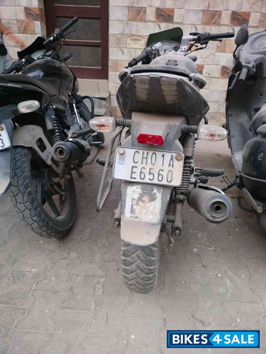 Bajaj Pulsar 180