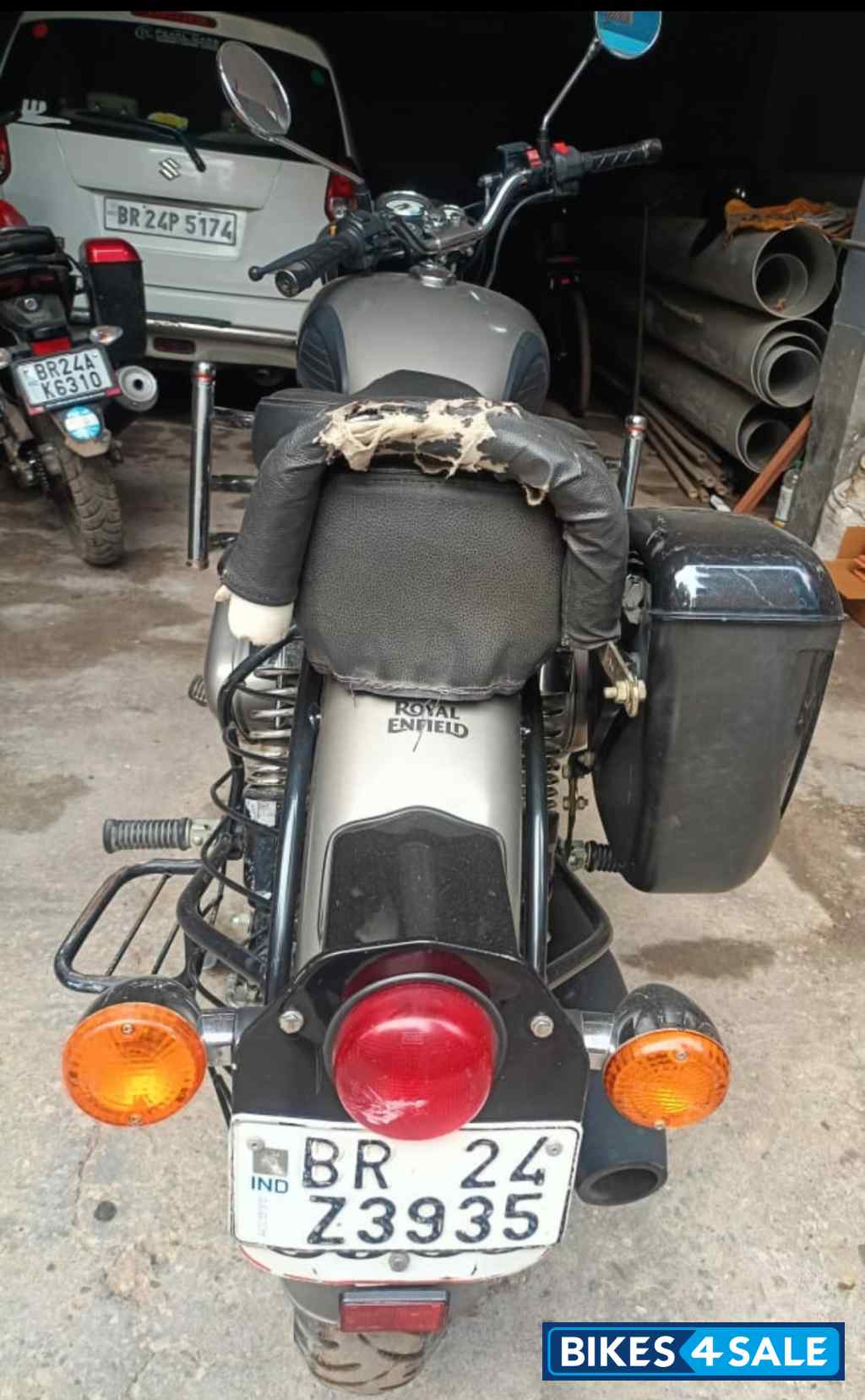 Gun Metal Grey Royal Enfield Classic 350