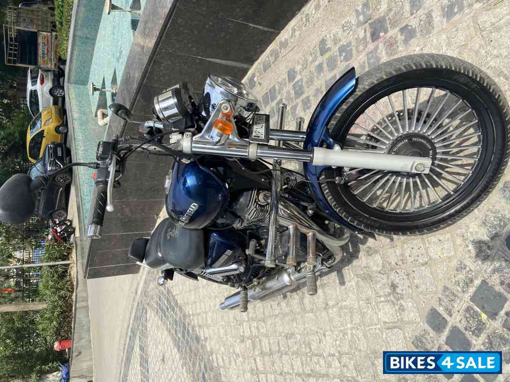 Blue Royal Enfield Thunderbird 350