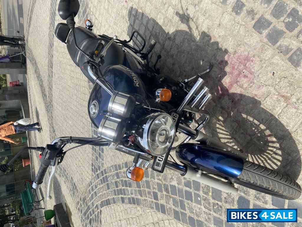 Blue Royal Enfield Thunderbird 350