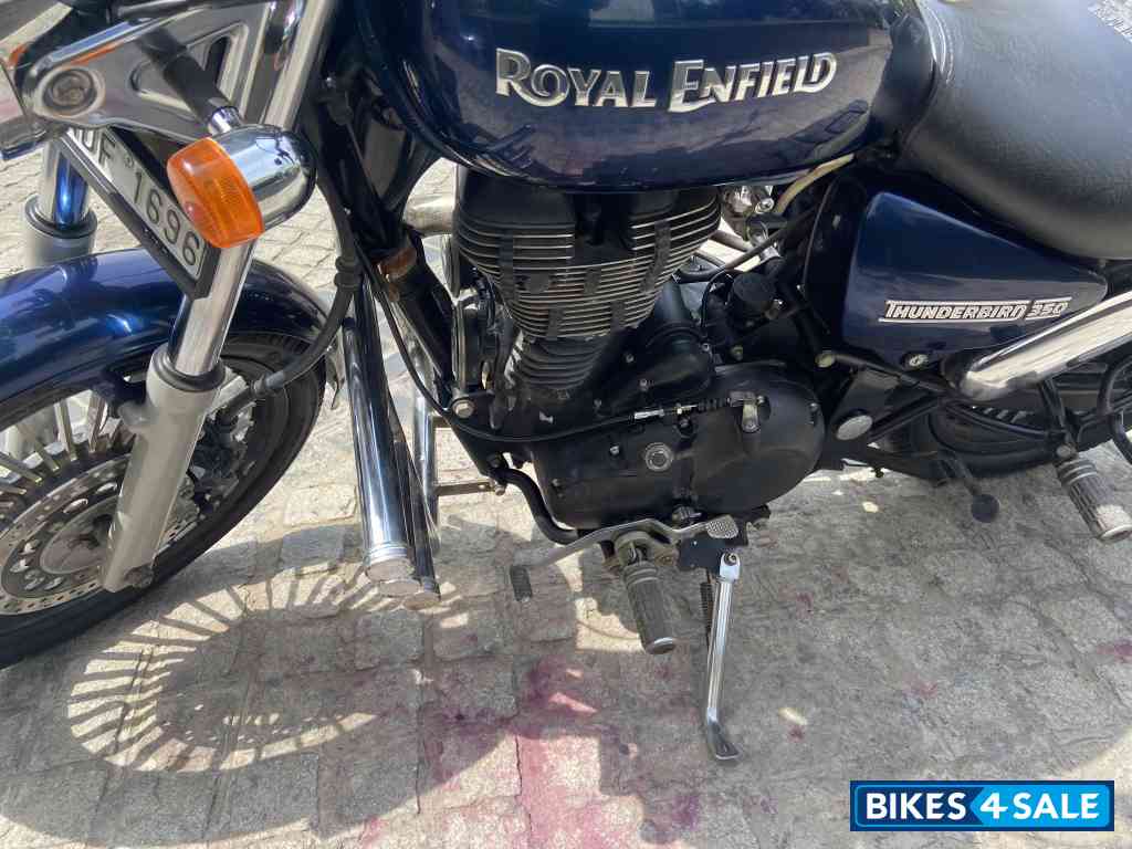 Blue Royal Enfield Thunderbird 350