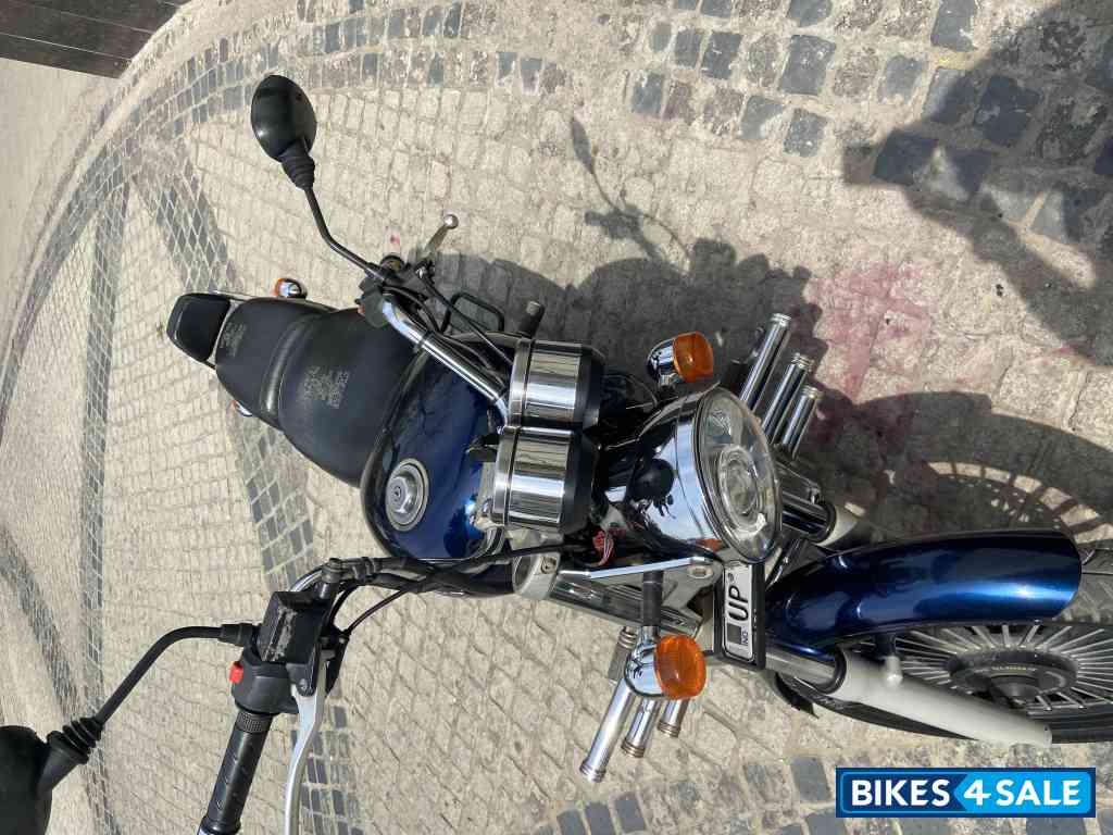 Blue Royal Enfield Thunderbird 350