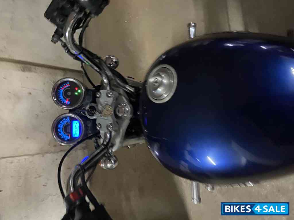 Blue Royal Enfield Thunderbird 350