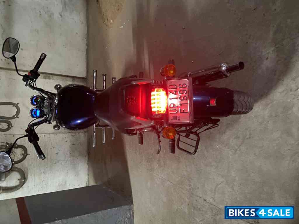 Blue Royal Enfield Thunderbird 350